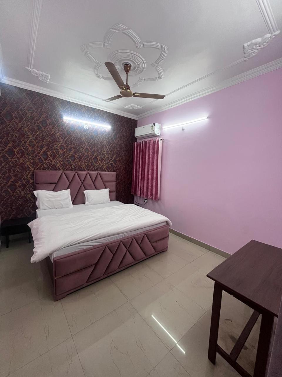 Kashi Anadam Bnb Váránasí Exteriér fotografie